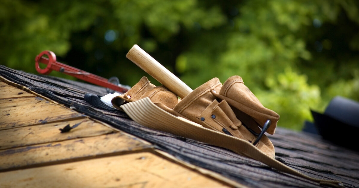 Roof Repair Near Me on Maui – How to Hire a Professional